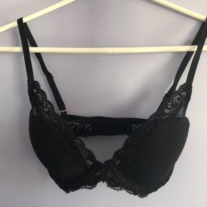 Natori Feather Lace Contour Bra in Black